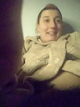 Snapshot of h4cMorganaEvelynn chatting on 11-05-25, 10:43 h4cMorganaEvelynn online show from 11-05-25, 10:43