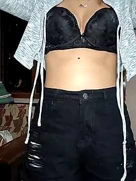 Snapshot of Isha_Sax chatting on 02-21-26, 05:58 Isha Sax online show from 02-21-26, 05:58