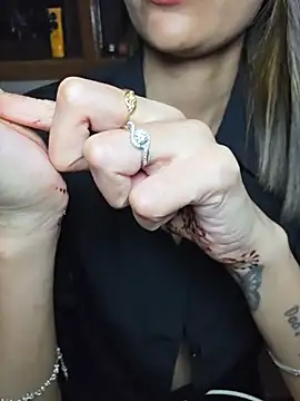 Snapshot of Isha_Sax chatting on 03-20-26, 06:35 Isha Sax online show from 03-20-26, 06:35