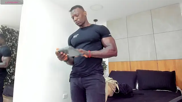 Snapshot of MarcusBlack_ chatting on 07-02-26, 11:49 MarcusBlack online show from 07-02-26, 11:49