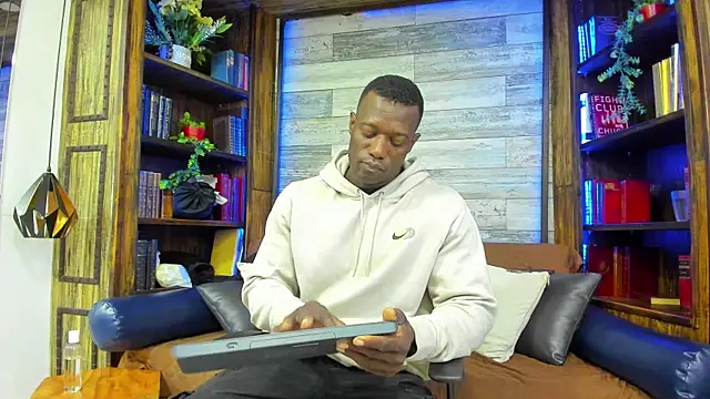 Snapshot of MarcusBlack_ chatting on 07-14-26, 12:11 MarcusBlack online show from 07-14-26, 12:11