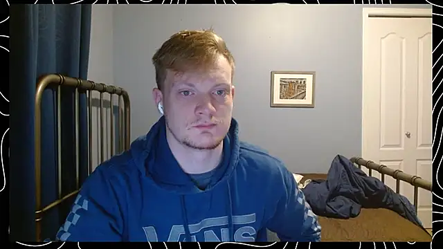 Snapshot of lustylyndon chatting on 01-12-26, 02:33 lustylyndon online show from 01-12-26, 02:33