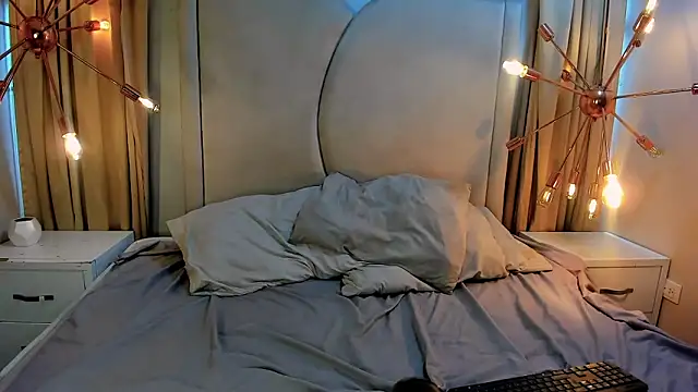 Anittatoro  online show from 10-23-25, 06:50