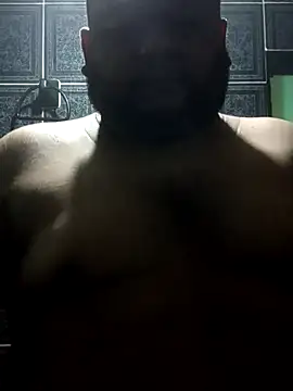 Snapshot of Osogaypardo chatting on 10-02-25, 11:56 Osogaypardo online show from 10-02-25, 11:56