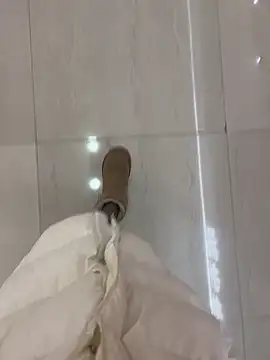 xiaoyuan01 online show from 02-09-26, 01:53