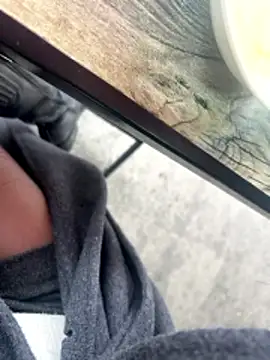 xiaoyuan01 online show from 03-19-26, 01:42