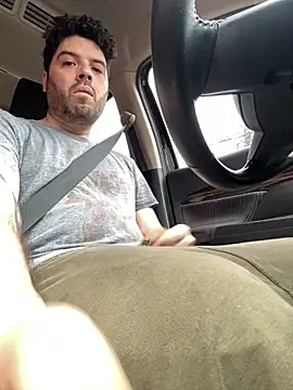 Snapshot of uto857 chatting on 11-15-25, 01:40 uto857 online show from 11-15-25, 01:40