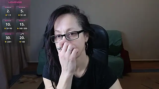 Snapshot of Ronda_Roni chatting on 01-14-26, 05:35 Ronda Roni online show from 01-14-26, 05:35