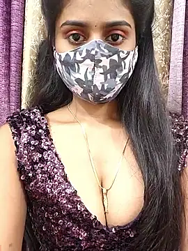 Snapshot of Aanya_hotty chatting on 09-20-25, 04:52 Aanya hotty online show from 09-20-25, 04:52