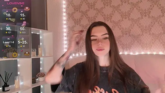 HolyMiax online show from 11-18-25, 03:23