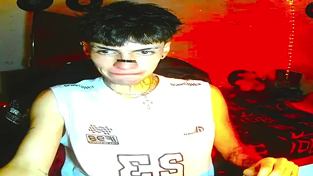 Snapshot of prince_x_dark chatting on 04-15-26, 07:48 prince x dark online show from 04-15-26, 07:48