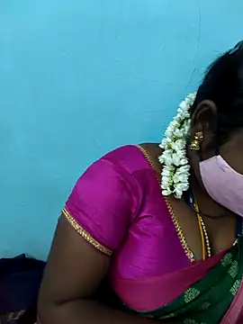 Snapshot of Tamil_riyalini12 chatting on 02-03-26, 12:54 Tamil riyalini12 online show from 02-03-26, 12:54