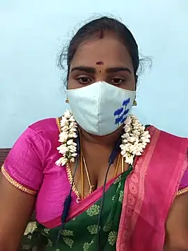 Snapshot of Tamil_riyalini12 chatting on 02-19-26, 01:07 Tamil riyalini12 online show from 02-19-26, 01:07