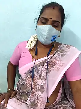 Snapshot of Tamil_riyalini12 chatting on 02-28-26, 12:17 Tamil riyalini12 online show from 02-28-26, 12:17