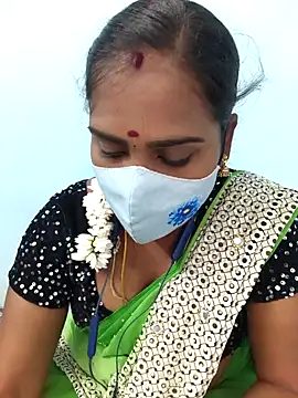 Snapshot of Tamil_riyalini12 chatting on 03-02-26, 12:23 Tamil riyalini12 online show from 03-02-26, 12:23