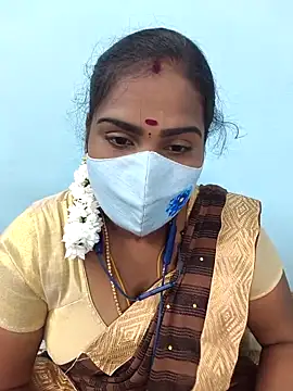 Snapshot of Tamil_riyalini12 chatting on 03-04-26, 05:41 Tamil riyalini12 online show from 03-04-26, 05:41