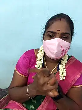 Snapshot of Tamil_riyalini12 chatting on 03-14-26, 03:45 Tamil riyalini12 online show from 03-14-26, 03:45