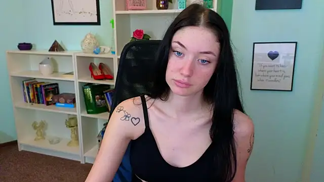 Ivanna  Rose online show from 11-17-25, 05:24