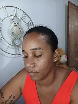 Snapshot of EbonyHorrny chatting on 05-15-26, 12:39 EbonyHorrny online show from 05-15-26, 12:39