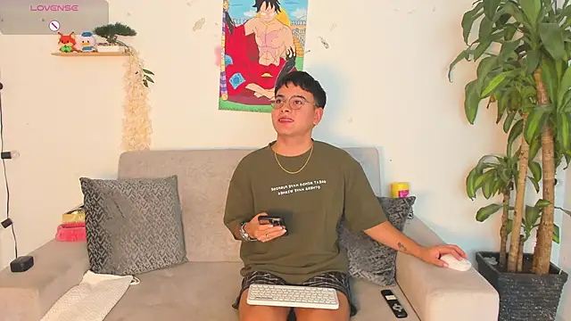 Young Ben online show from 11-29-25, 04:10