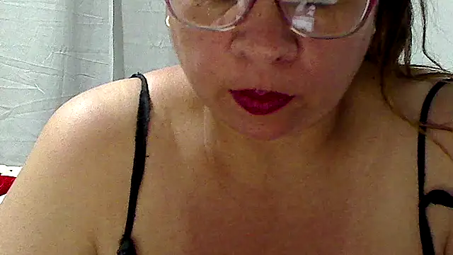 luciana69hot online show from 09-11-25, 03:34