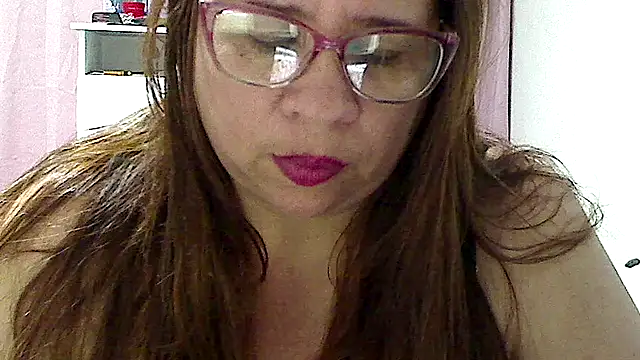 Snapshot of luciana69hot chatting on 01-07-26, 08:11 luciana69hot online show from 01-07-26, 08:11