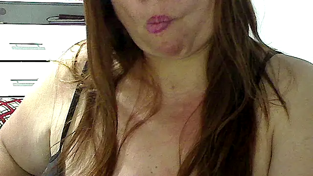 Snapshot of luciana69hot chatting on 02-10-26, 10:14 luciana69hot online show from 02-10-26, 10:14