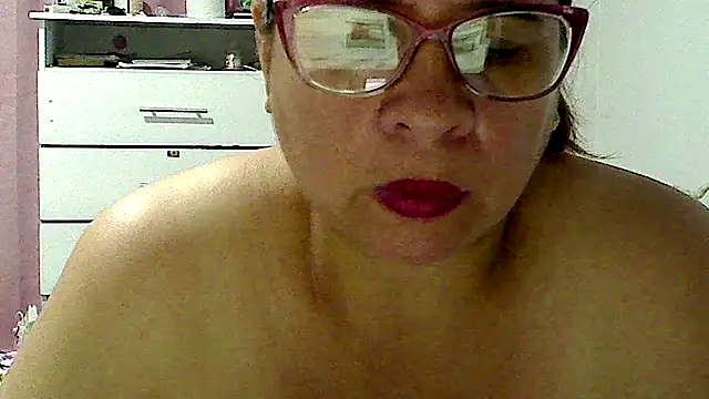 Snapshot of luciana69hot chatting on 02-25-26, 03:54 luciana69hot online show from 02-25-26, 03:54