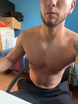 Snapshot of MRmusculo20 chatting on 03-12-26, 10:05 MRmusculo20 online show from 03-12-26, 10:05