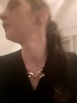 Snapshot of BestSexForYou chatting on 03-04-26, 11:27 BestSexForYou online show from 03-04-26, 11:27