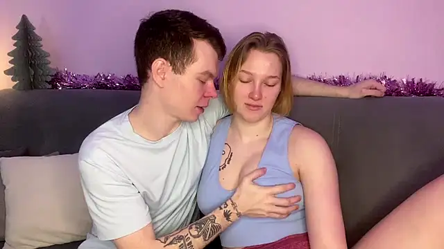 julielourens online show from 12-21-25, 08:21