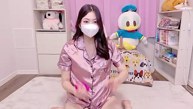 Snapshot of SUI-Strong chatting on 09-09-25, 04:28 SUI-Strong online show from 09-09-25, 04:28