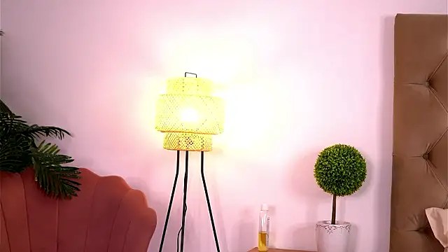 LucyxRios online show from 03-17-26, 08:23