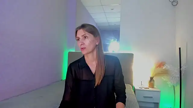 ChristyBrook online show from 09-11-25, 08:09