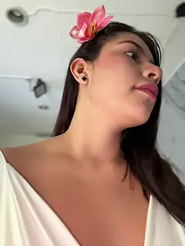 sara calderon online show from 06-07-26, 11:25