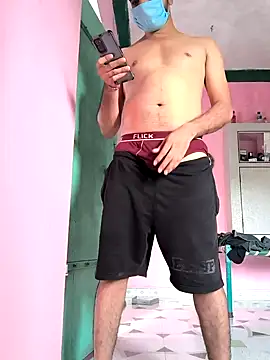 Snapshot of Riyansh_mehta chatting on 10-08-25, 06:33 Riyansh mehta online show from 10-08-25, 06:33