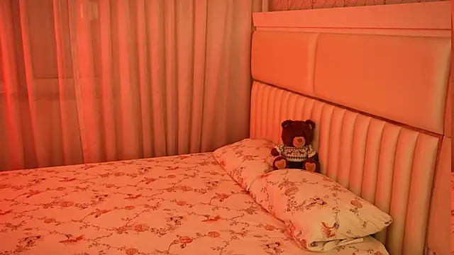 LiaGotti online show from 04-05-26, 07:22