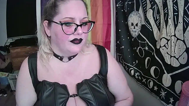 Kinky Witch online show from 09-09-25, 01:27