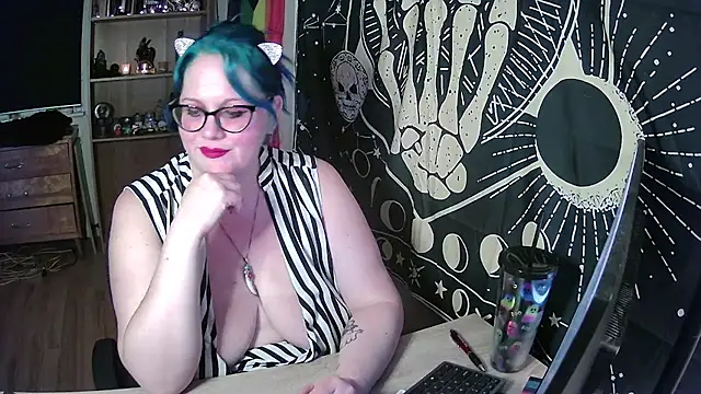 Kinky Witch online show from 09-26-25, 02:37