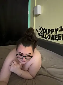 HaleyAyush online show from 10-18-25, 04:52