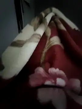 Snapshot of kulliguy chatting on 11-04-25, 07:57 kulliguy online show from 11-04-25, 07:57