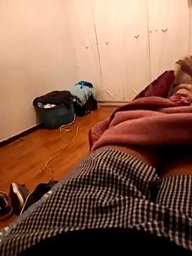 Snapshot of kulliguy chatting on 03-06-26, 05:53 kulliguy online show from 03-06-26, 05:53