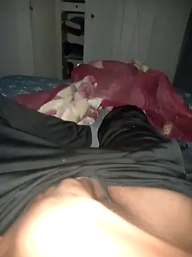 Snapshot of kulliguy chatting on 03-08-26, 10:24 kulliguy online show from 03-08-26, 10:24