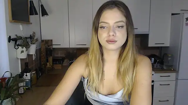 BuffyxLUST online show from 12-04-25, 08:23