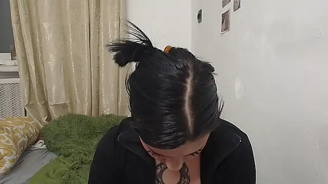 Susie su online show from 10-13-25, 10:43