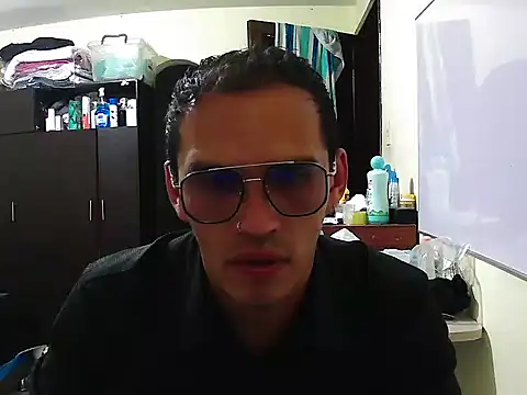 DOBLEWYOSK69G online show from 09-12-25, 10:21