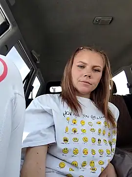 Snapshot of YOURLIKAA chatting on 02-28-26, 04:24 YOURLIKAA online show from 02-28-26, 04:24