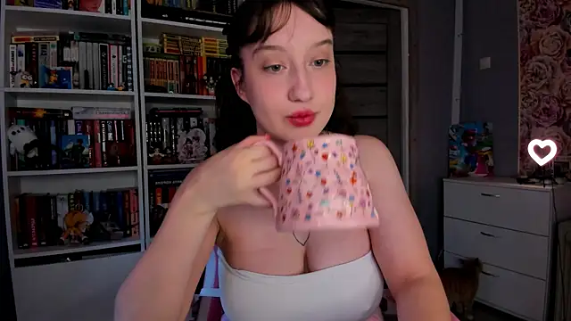 Snapshot of minionka chatting on 11-13-25, 10:03 minionka online show from 11-13-25, 10:03