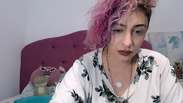 Snapshot of AAARUNY chatting on 11-21-25, 06:28 AAARUNY online show from 11-21-25, 06:28