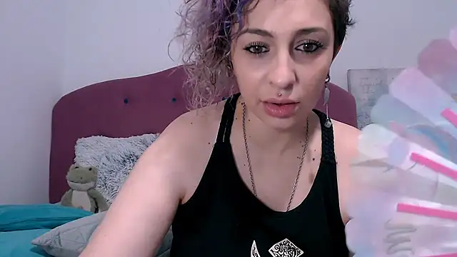 Snapshot of AAARUNY chatting on 01-13-26, 11:26 AAARUNY online show from 01-13-26, 11:26